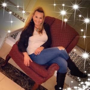 Meet your Posher, Holly